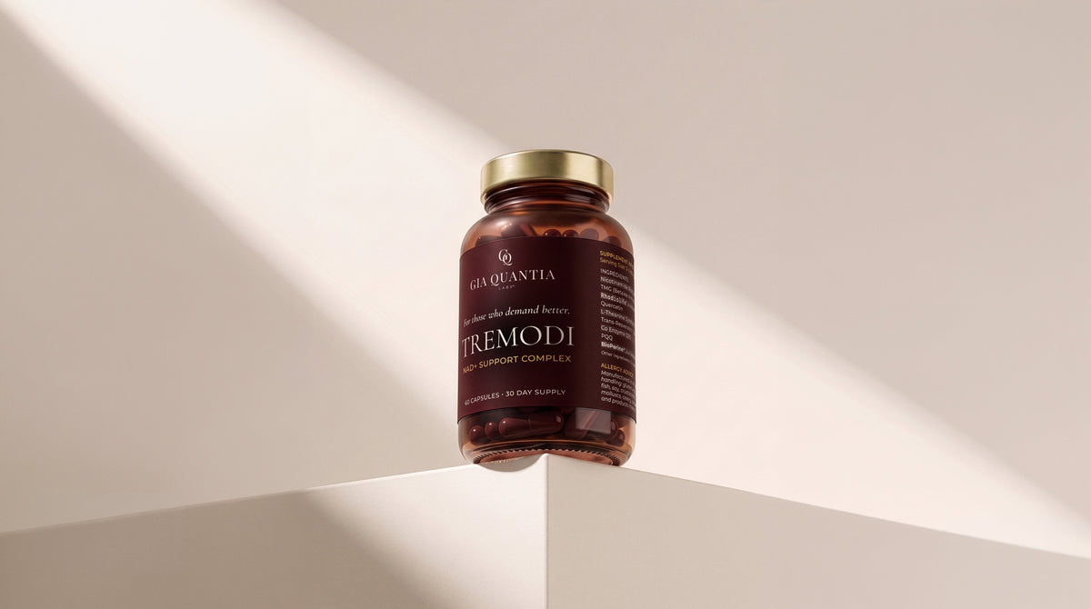 TREMODI bottle on ledge, champagne background